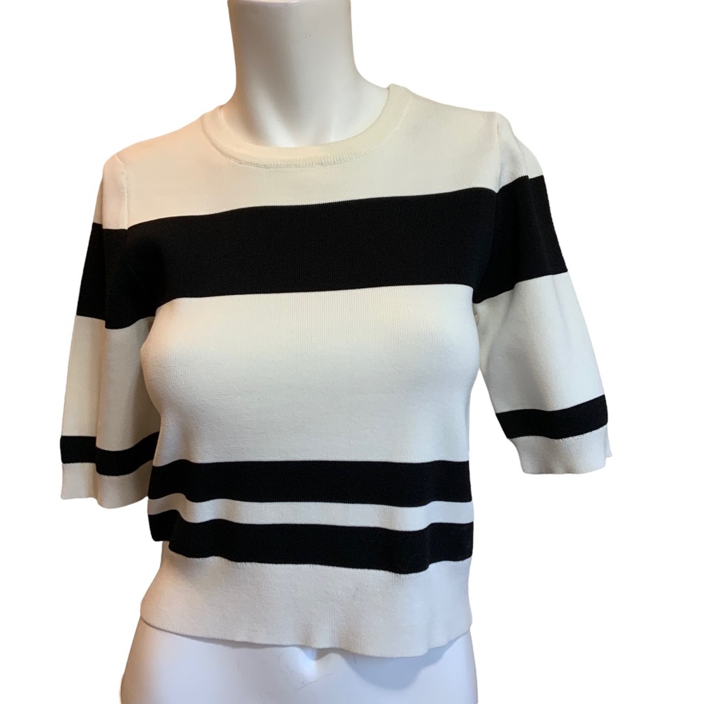 Isabel de Pedro cream and black striped short sleeved sweater sz S